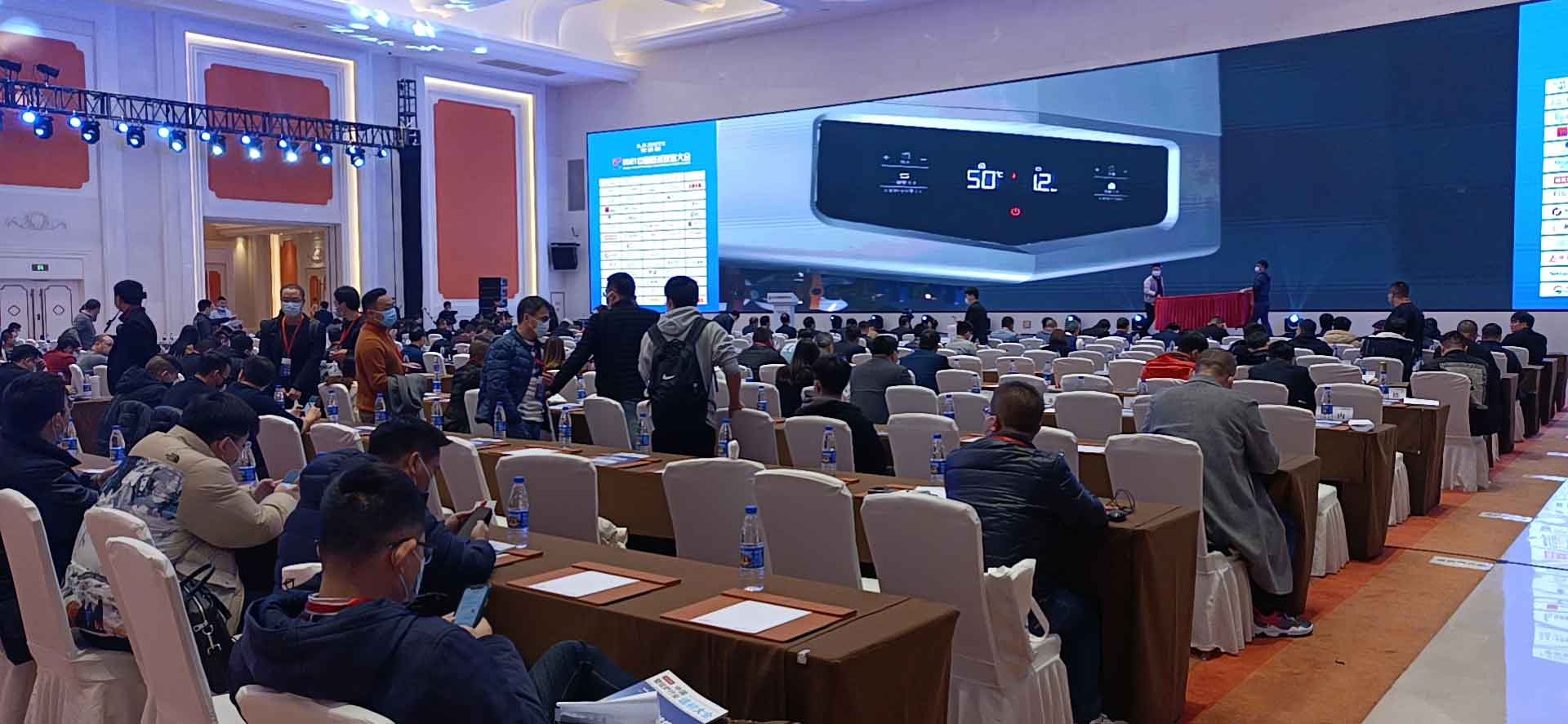 2021舒適家居大會參展商陸續進入會場 2021舒適家居大會參展商陸續進入會場